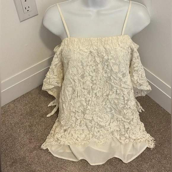 Vintage 1990’s Ivory Lace Women's off shoulder Top - Picture 6 of 12